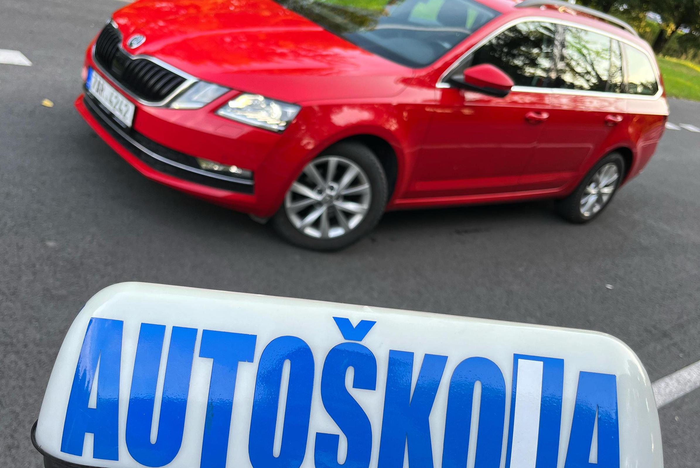 Fotografie autoškoly Autoškola Bc. Pavel Podlucký Autoškola Mári v Hradci Králové (4)