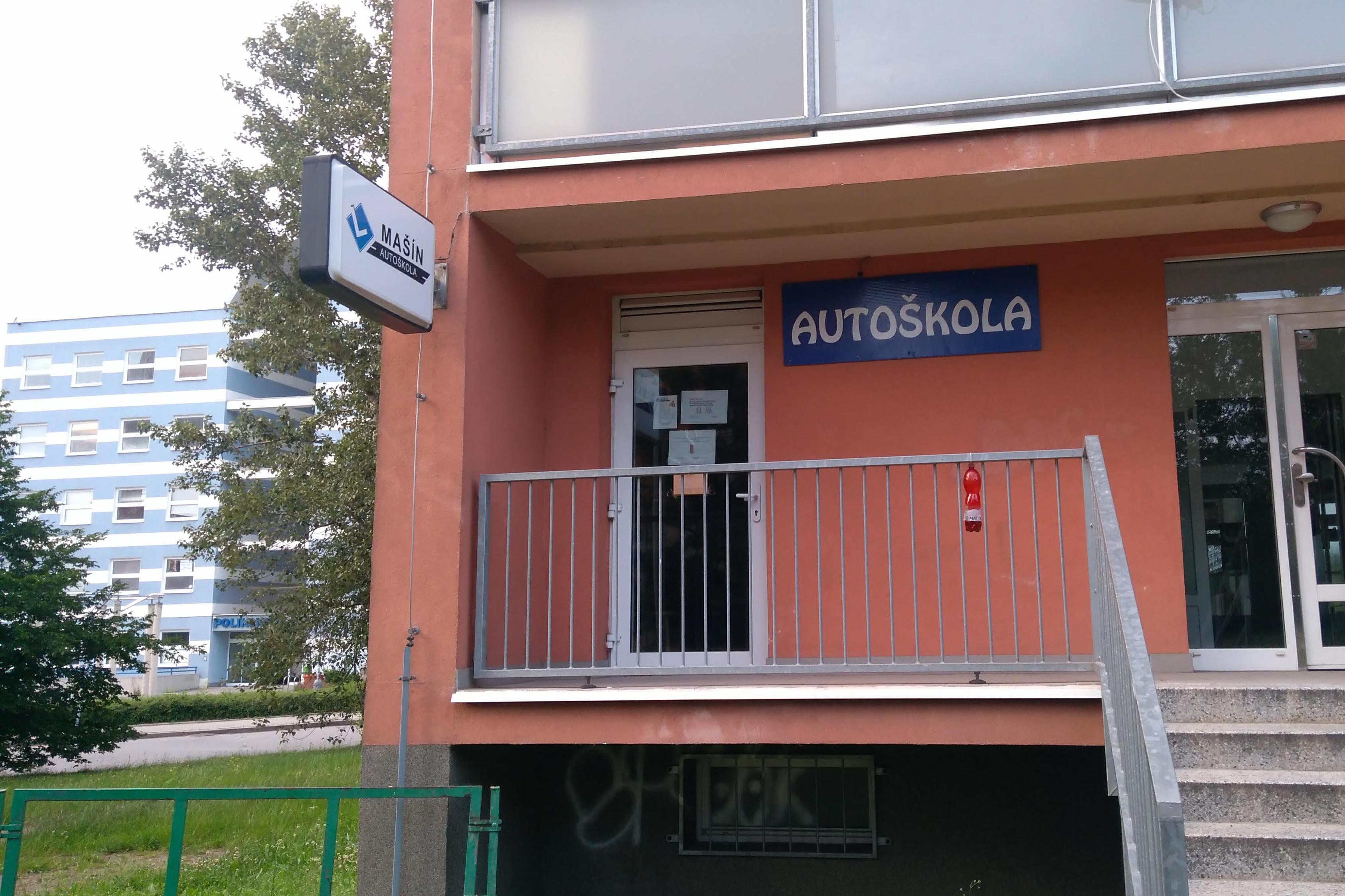 Fotografie autoškoly Autoškola - Mašín v Praze (2)