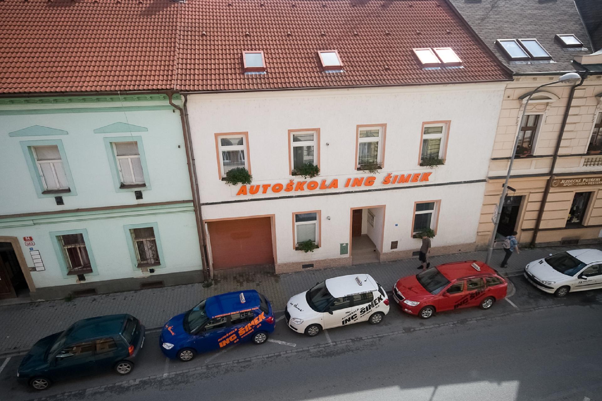 Fotografie autoškoly AUTOŠKOLA ING. ŠIMEK, s.r.o. v Plzni (4)