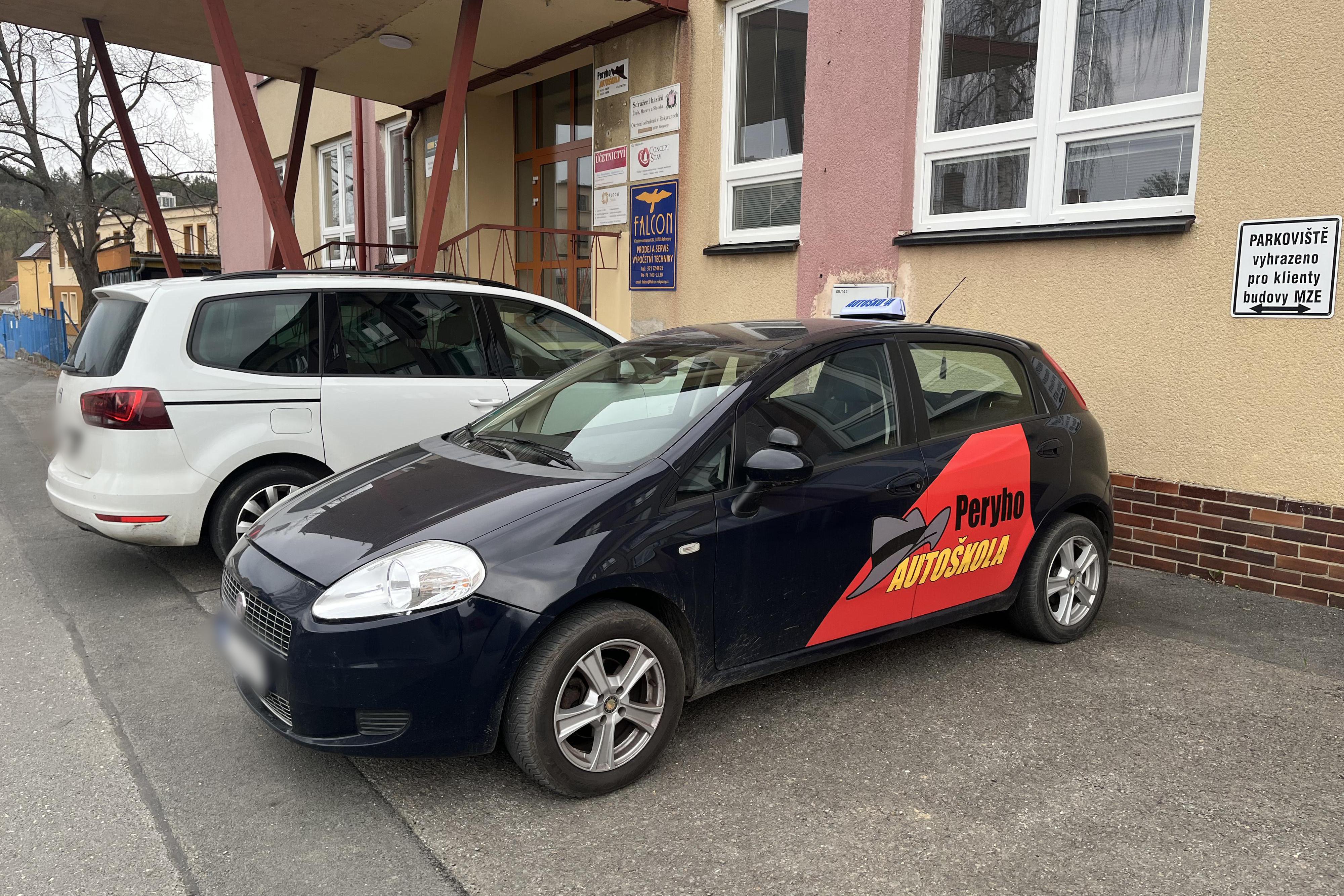 Fotografie autoškoly Autoškola Peryho Autoškola ve městě Rokycany (4)