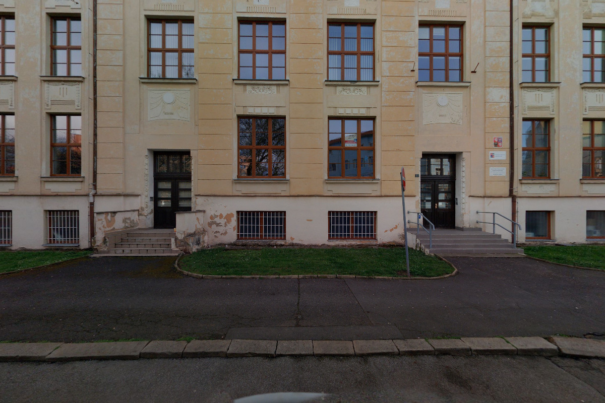Fotografie autoškoly Autoškola LUPÍNEK v Teplicích