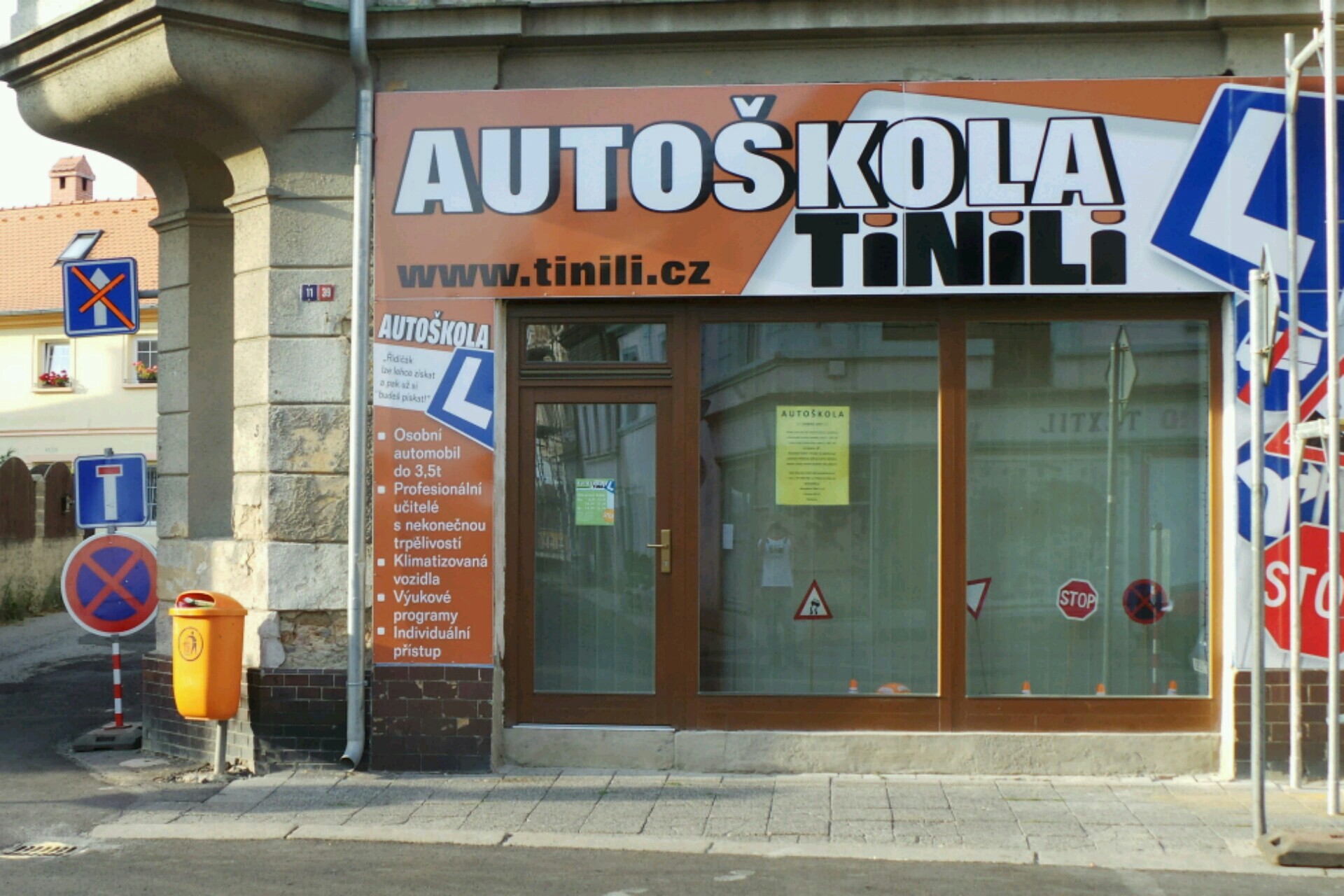 Fotografie autoškoly Autoškola Tinili ve městě Duchcov (2)