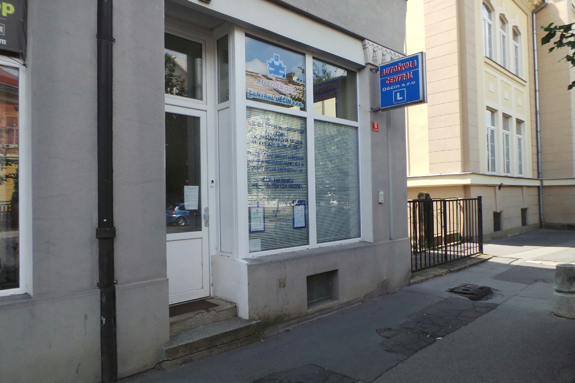 Fotografie autoškoly Autoškola Central Děčín s.r.o. v Děčíně (2)