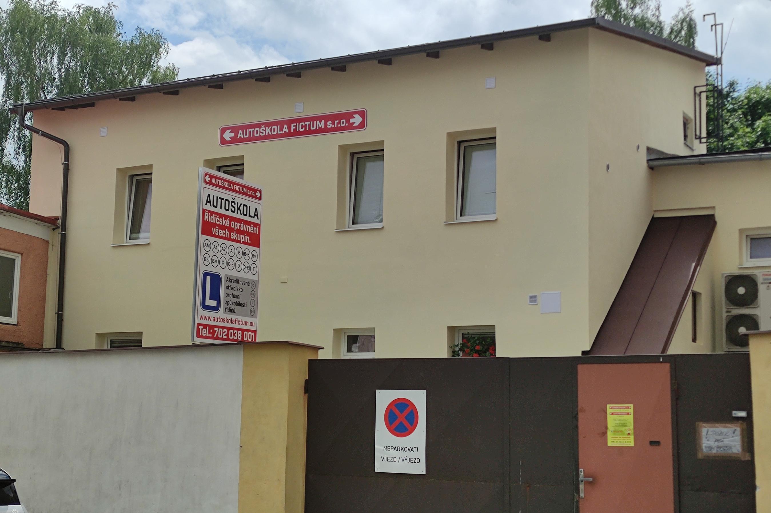 Fotografie autoškoly AUTOŠKOLA FICTUM s.r.o. ve městě Mariánské Lázně (2)