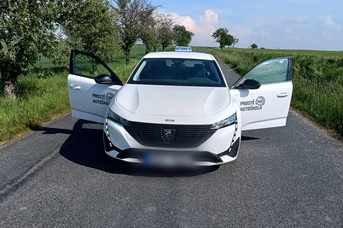 Fotografie autoškoly Autoškola PROSTĚ AUTOŠKOLA ve městě Čáslav (4)