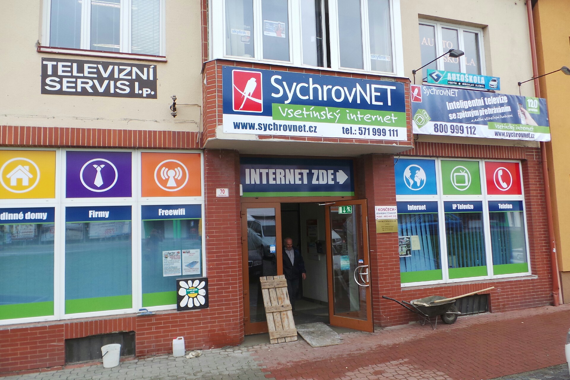 Fotografie autoškoly Autoškola Zlámal Vsetín v Vsetíně (2)