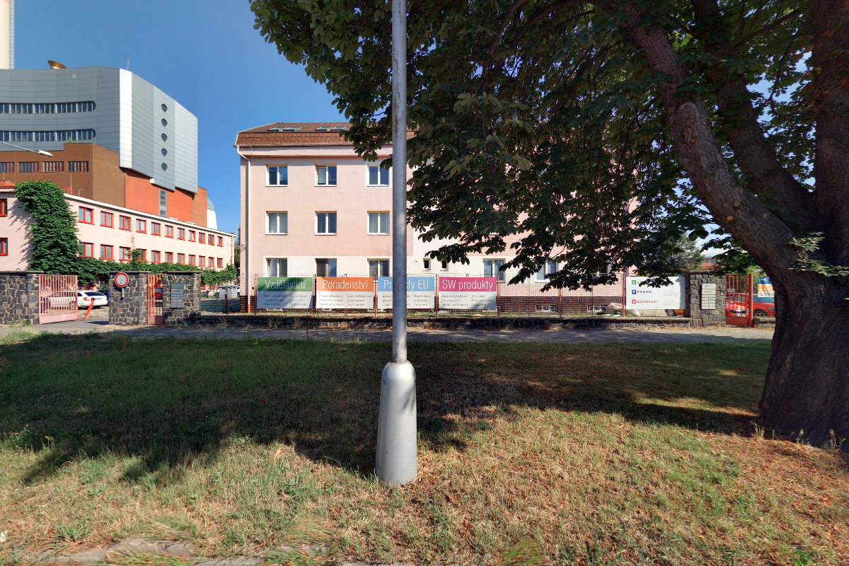 Fotografie autoškoly Autoškola DEKRA Školící centrum v Olomouci