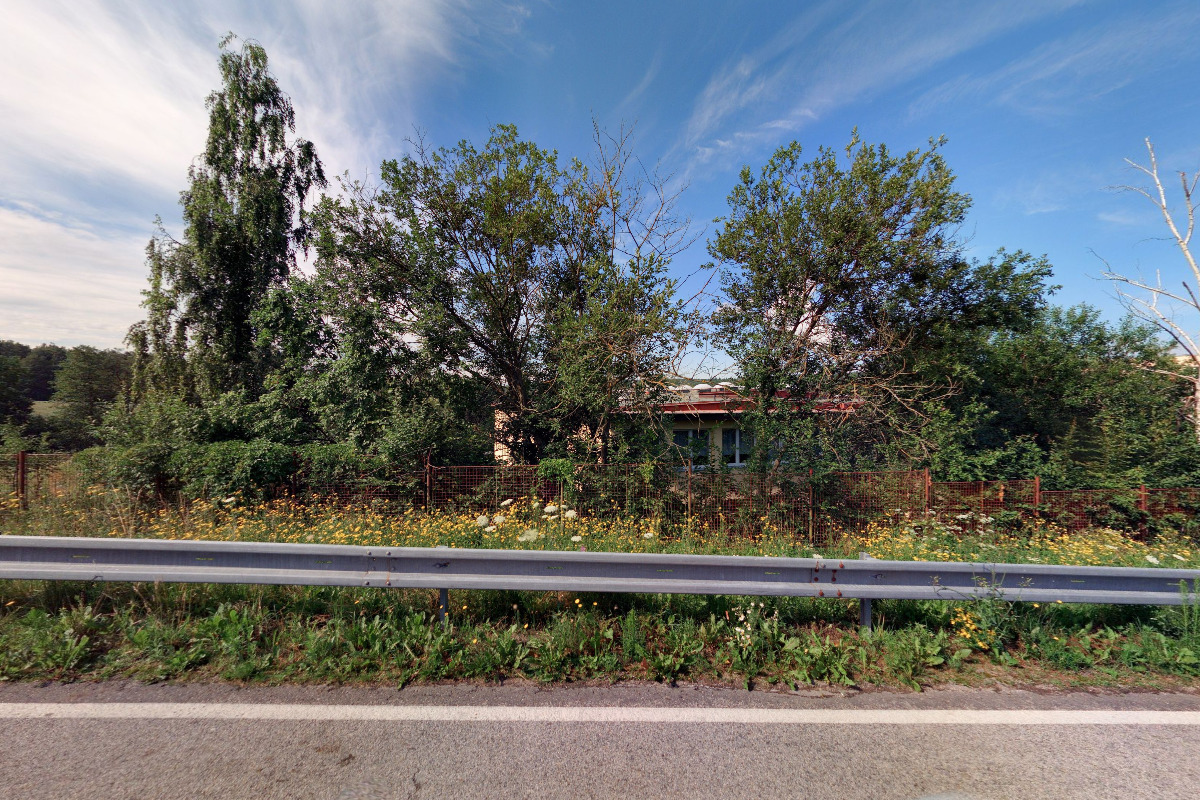 Fotografie autoškoly Autoškola - SOŠ a SOU, Hněvkovice 865 ve městě Týn nad Vltavou