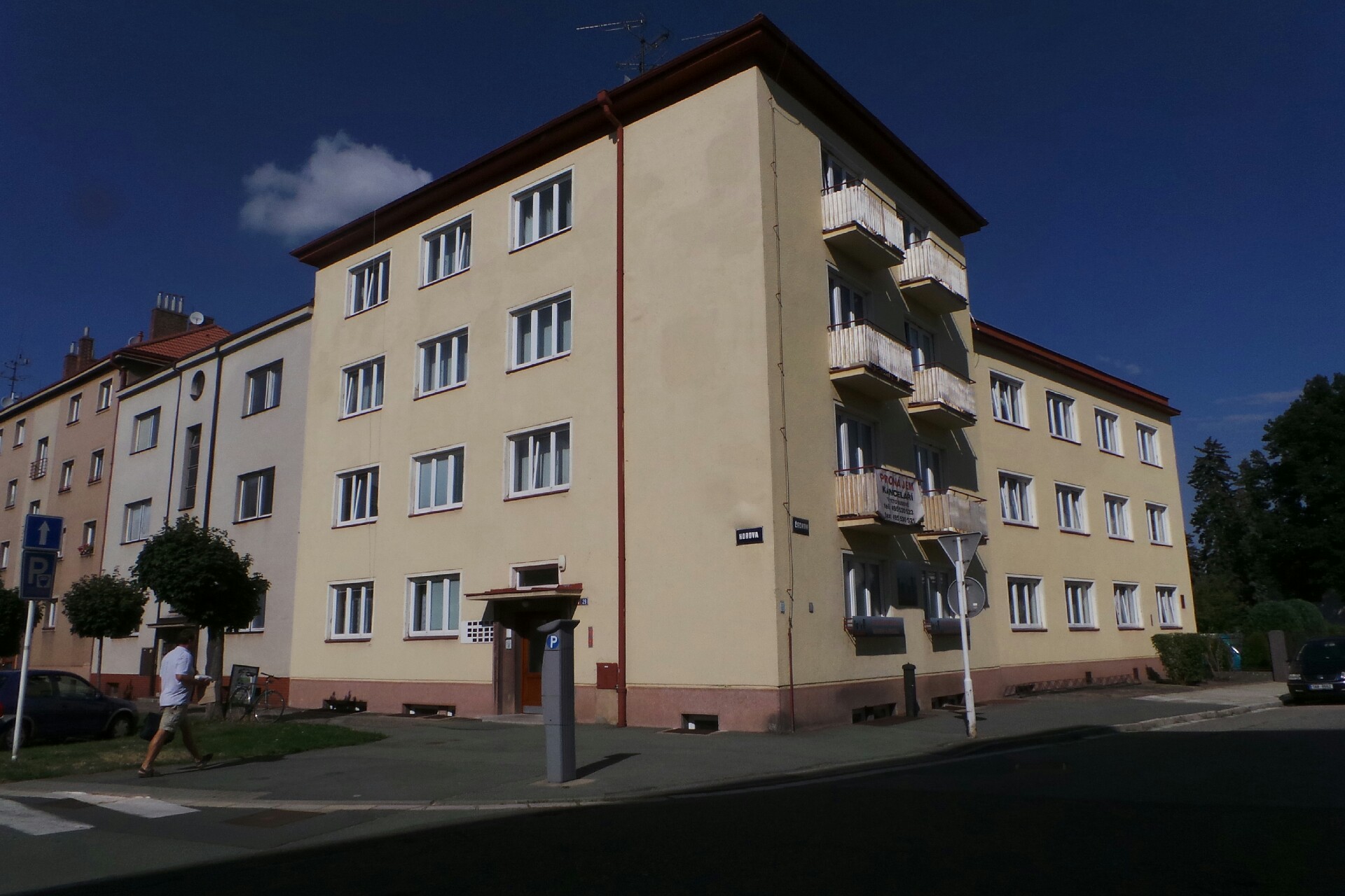 Fotografie autoškoly Autoškola Vlastimil Navrátil v Hradci Králové (2)
